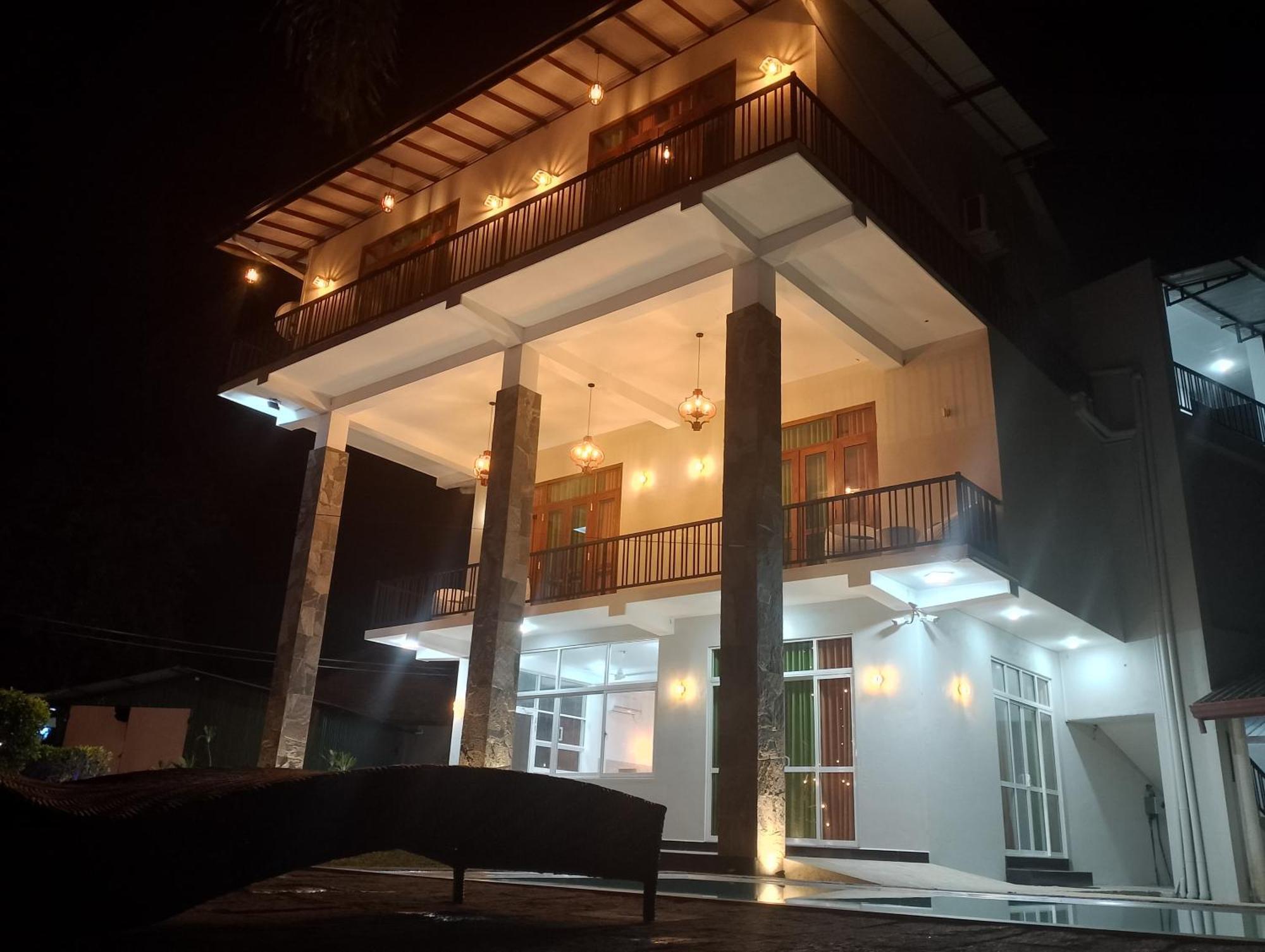 Hotel Malindu Yala Gate Tissamaharama Exterior foto